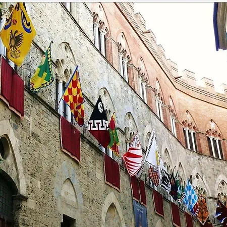 Bed & Breakfast Residenza D Epoca Il Casato 3*