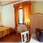 Residenza D Epoca Il Casato 3*