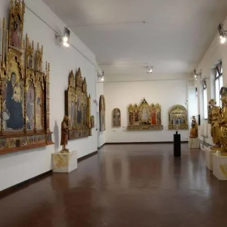 Alojamento de Acomodação e Pequeno-almoço Residenza D Epoca Il Casato Siena